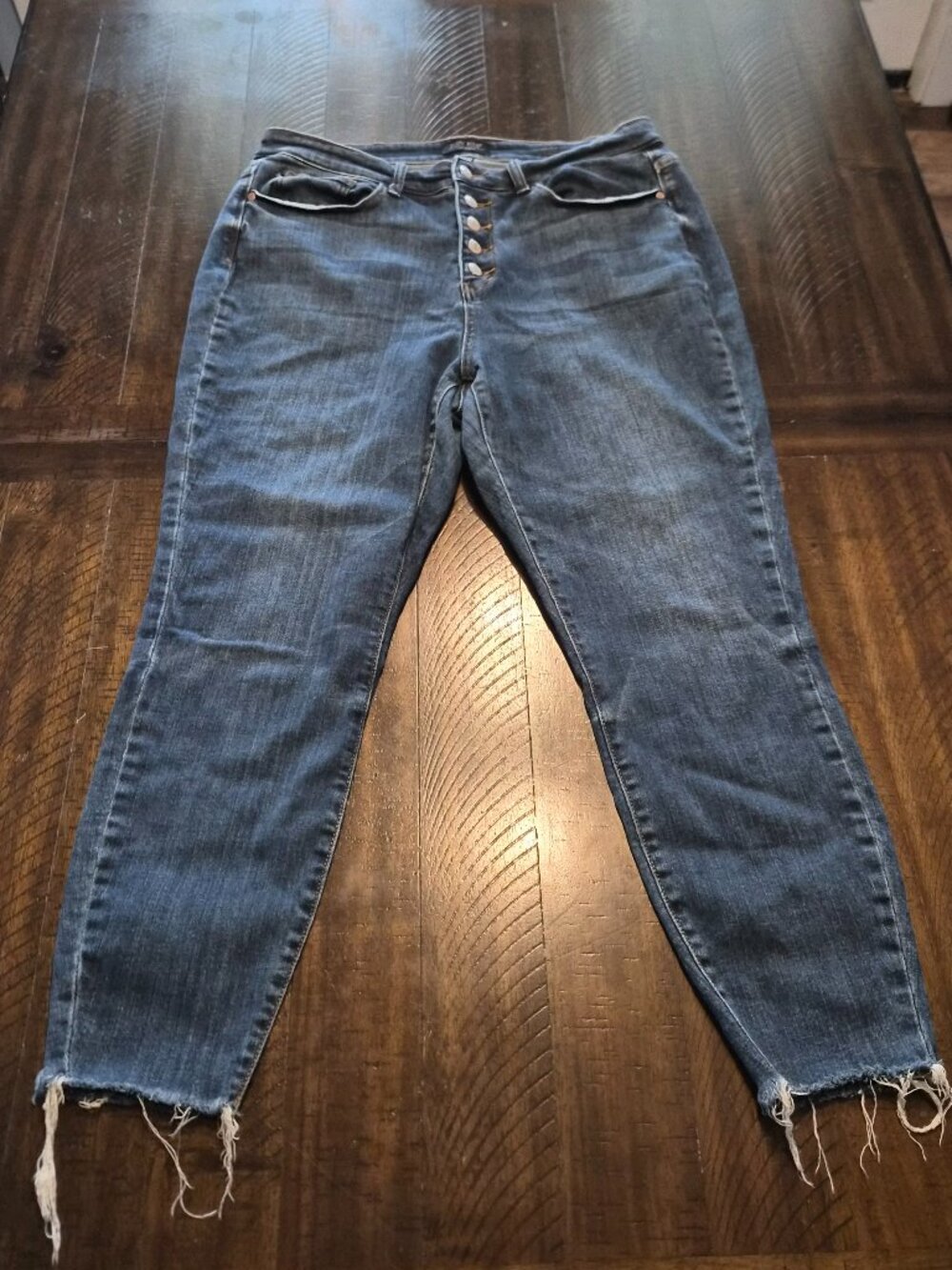 Judy Blue High Rise Skinny Jeans Distressed Raw Frayed Hem Dark Wash Sz 18W G929